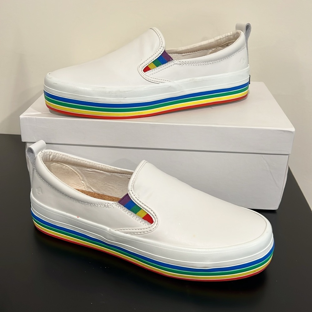 Sperry White Slip-On Sneakers with Rainbow Sole Size 7.5 - Picture 3 of 12